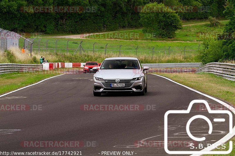 Bild #17742921 - Touristenfahrten Nürburgring Nordschleife (10.07.2022)