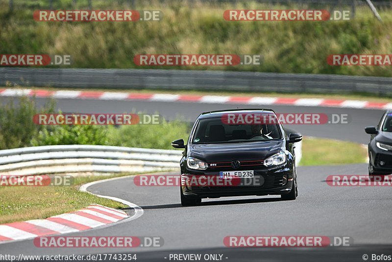 Bild #17743254 - Touristenfahrten Nürburgring Nordschleife (10.07.2022)