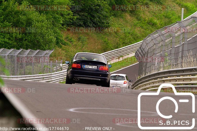 Bild #17744670 - Touristenfahrten Nürburgring Nordschleife (10.07.2022)