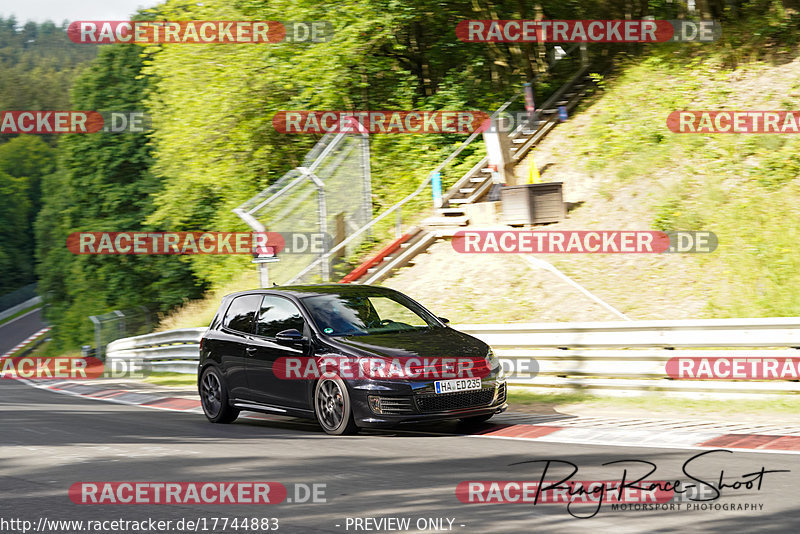 Bild #17744883 - Touristenfahrten Nürburgring Nordschleife (10.07.2022)