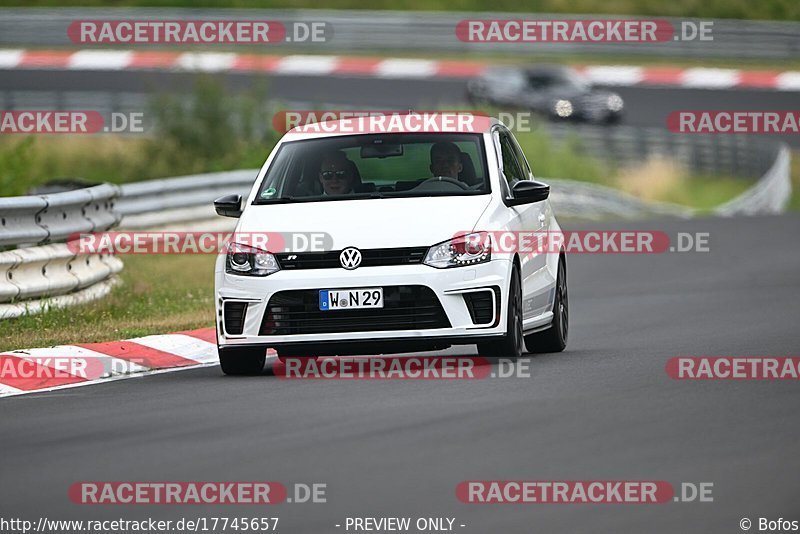 Bild #17745657 - Touristenfahrten Nürburgring Nordschleife (10.07.2022)