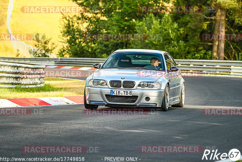 Bild #17749858 - Touristenfahrten Nürburgring Nordschleife (10.07.2022)