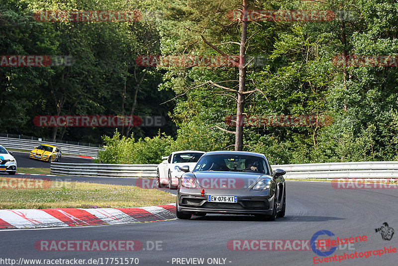 Bild #17751570 - Touristenfahrten Nürburgring Nordschleife (10.07.2022)