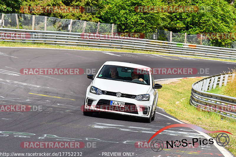 Bild #17752232 - Touristenfahrten Nürburgring Nordschleife (10.07.2022)