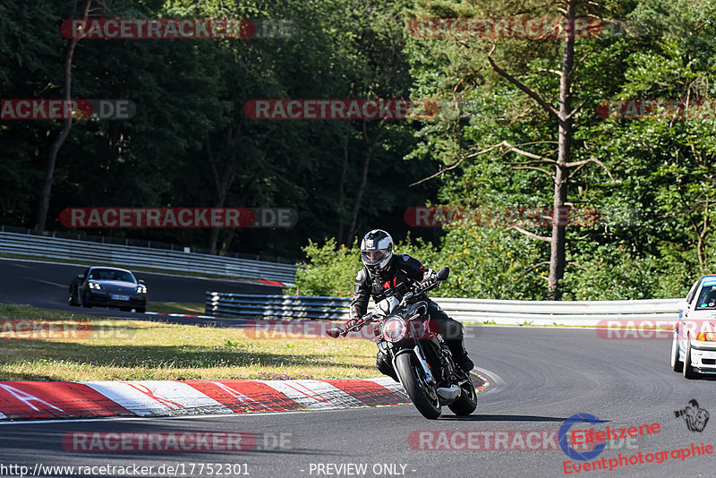 Bild #17752301 - Touristenfahrten Nürburgring Nordschleife (10.07.2022)