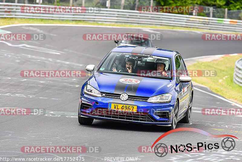 Bild #17752475 - Touristenfahrten Nürburgring Nordschleife (10.07.2022)