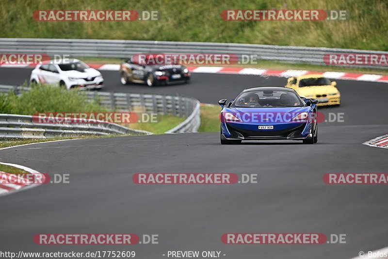 Bild #17752609 - Touristenfahrten Nürburgring Nordschleife (10.07.2022)