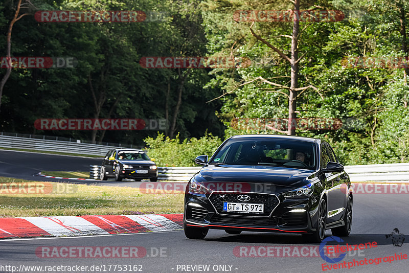 Bild #17753162 - Touristenfahrten Nürburgring Nordschleife (10.07.2022)