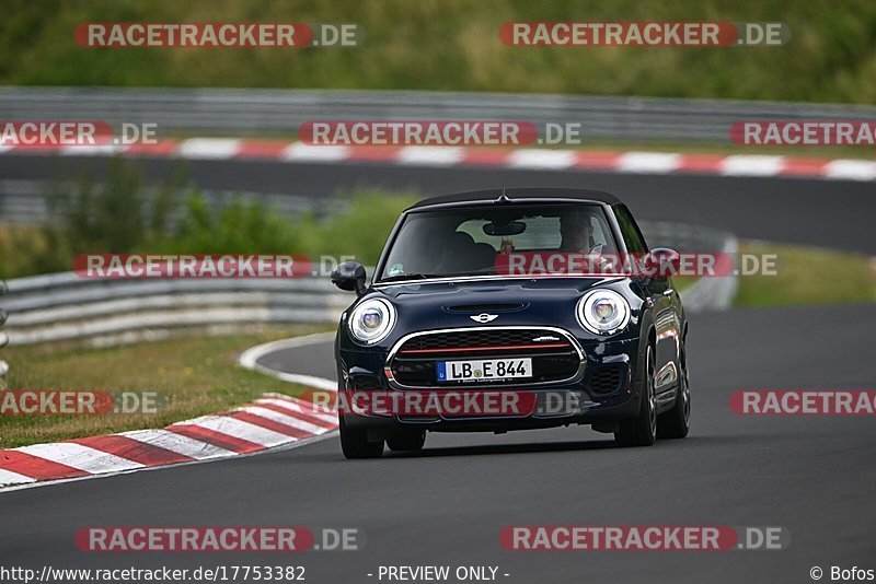 Bild #17753382 - Touristenfahrten Nürburgring Nordschleife (10.07.2022)