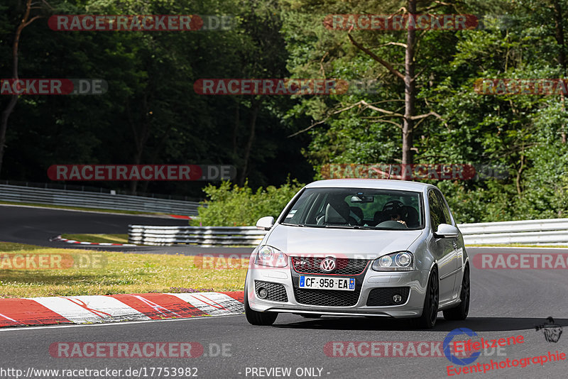 Bild #17753982 - Touristenfahrten Nürburgring Nordschleife (10.07.2022)