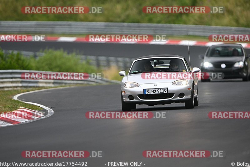 Bild #17754492 - Touristenfahrten Nürburgring Nordschleife (10.07.2022)