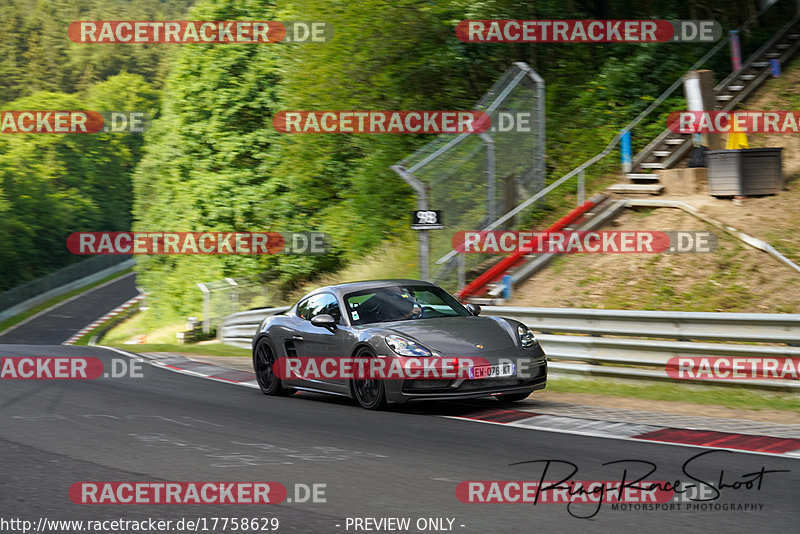 Bild #17758629 - Touristenfahrten Nürburgring Nordschleife (10.07.2022)