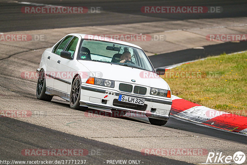 Bild #17771237 - Touristenfahrten Nürburgring Nordschleife (10.07.2022)