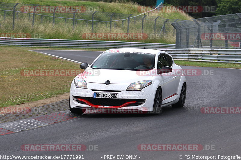 Bild #17771991 - Touristenfahrten Nürburgring Nordschleife (10.07.2022)