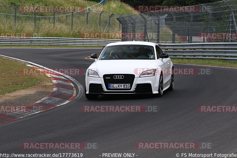 Bild #17773619 - Touristenfahrten Nürburgring Nordschleife (10.07.2022)