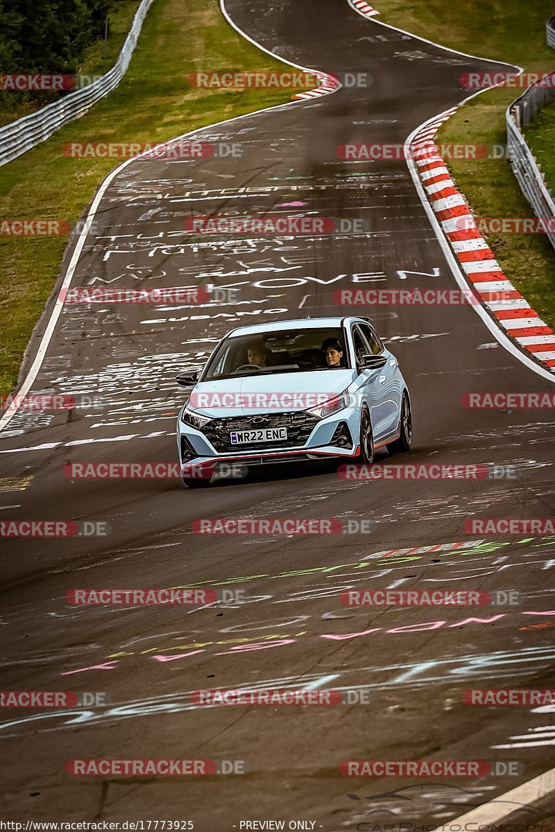 Bild #17773925 - Touristenfahrten Nürburgring Nordschleife (10.07.2022)