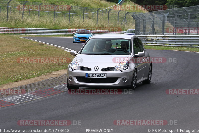 Bild #17774618 - Touristenfahrten Nürburgring Nordschleife (10.07.2022)