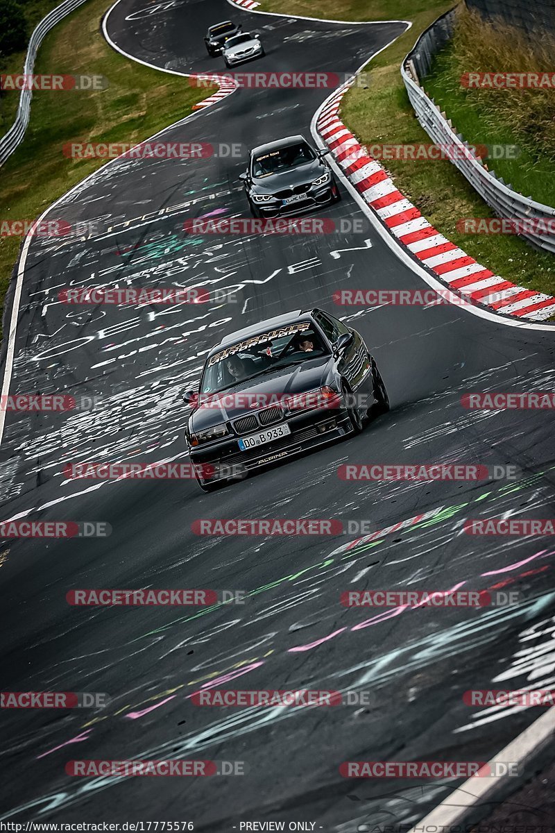 Bild #17775576 - Touristenfahrten Nürburgring Nordschleife (10.07.2022)