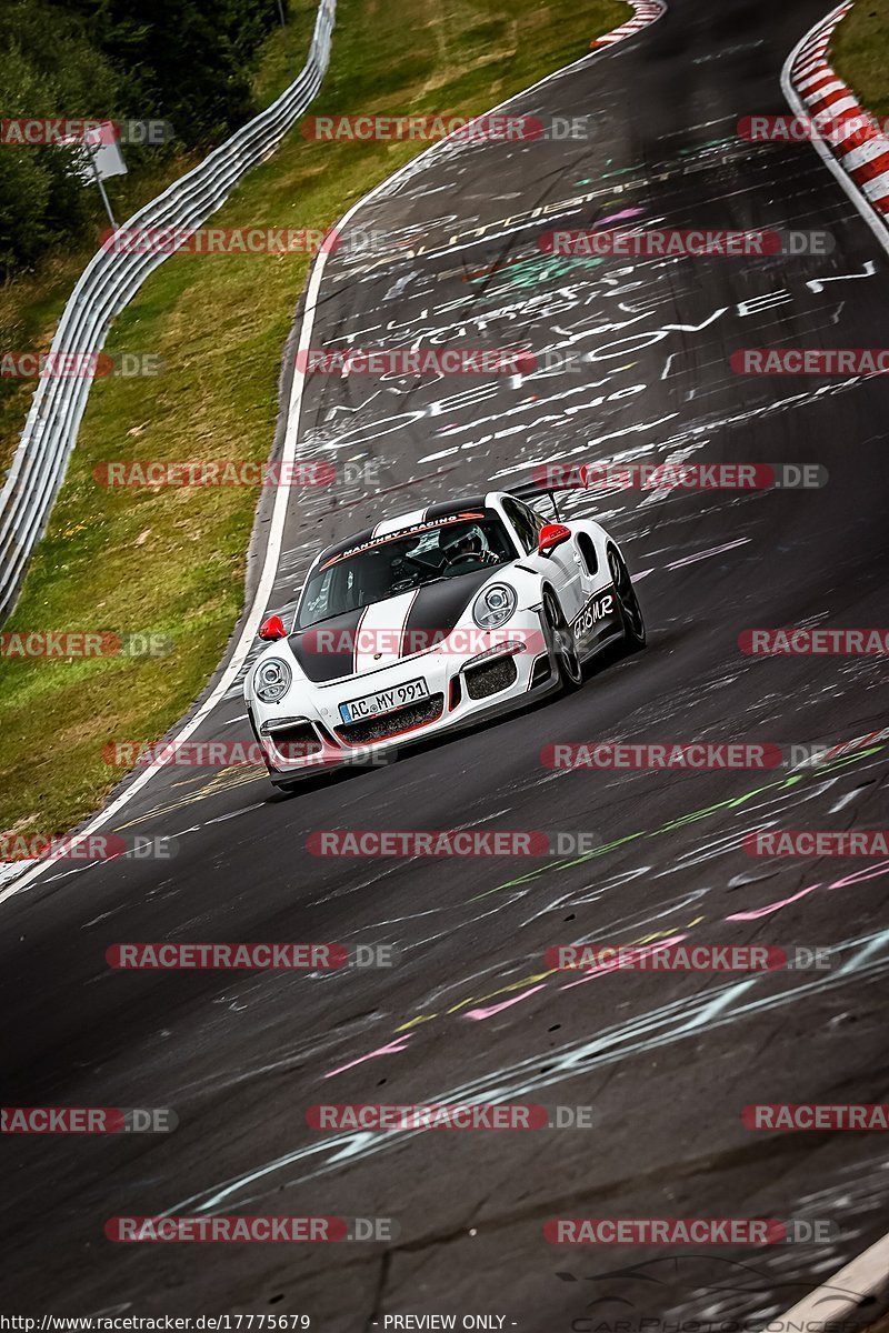 Bild #17775679 - Touristenfahrten Nürburgring Nordschleife (10.07.2022)