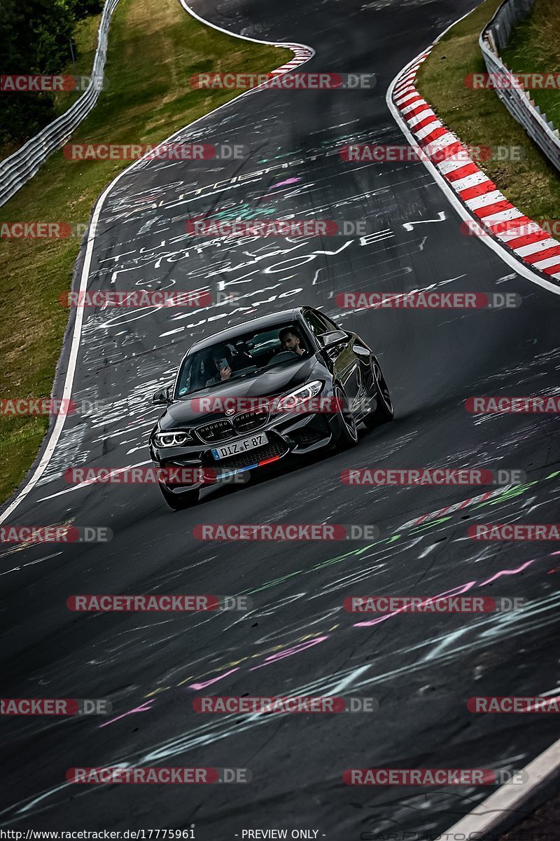 Bild #17775961 - Touristenfahrten Nürburgring Nordschleife (10.07.2022)