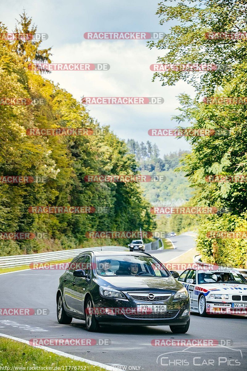 Bild #17776752 - Touristenfahrten Nürburgring Nordschleife (10.07.2022)