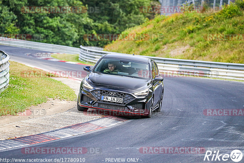 Bild #17780910 - Touristenfahrten Nürburgring Nordschleife (10.07.2022)