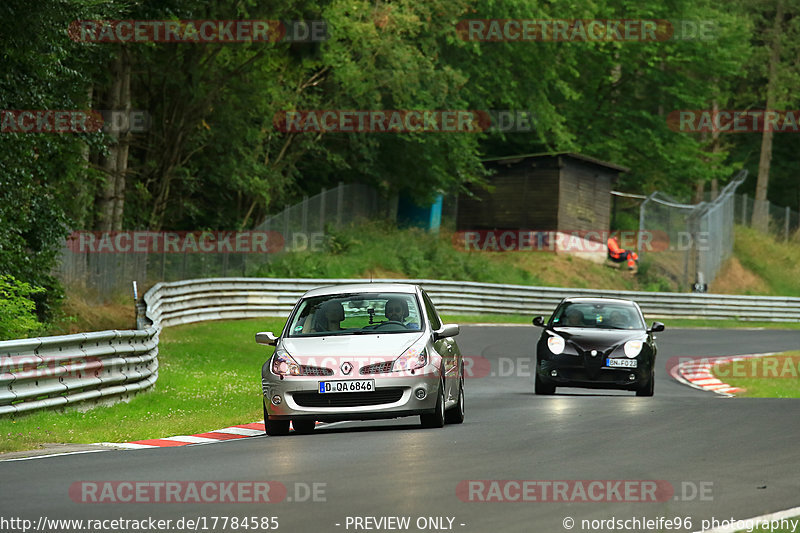 Bild #17784585 - Touristenfahrten Nürburgring Nordschleife (10.07.2022)