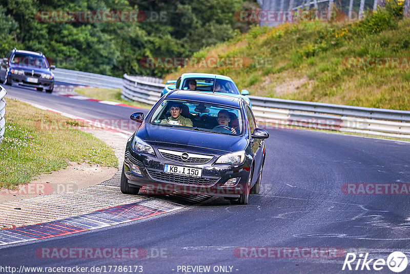 Bild #17786173 - Touristenfahrten Nürburgring Nordschleife (10.07.2022)