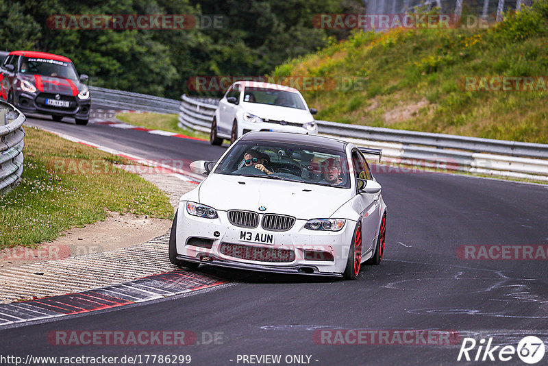 Bild #17786299 - Touristenfahrten Nürburgring Nordschleife (10.07.2022)