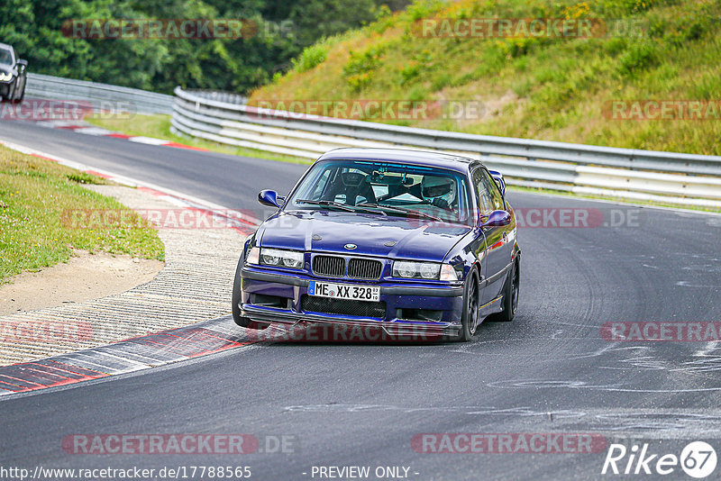 Bild #17788565 - Touristenfahrten Nürburgring Nordschleife (10.07.2022)