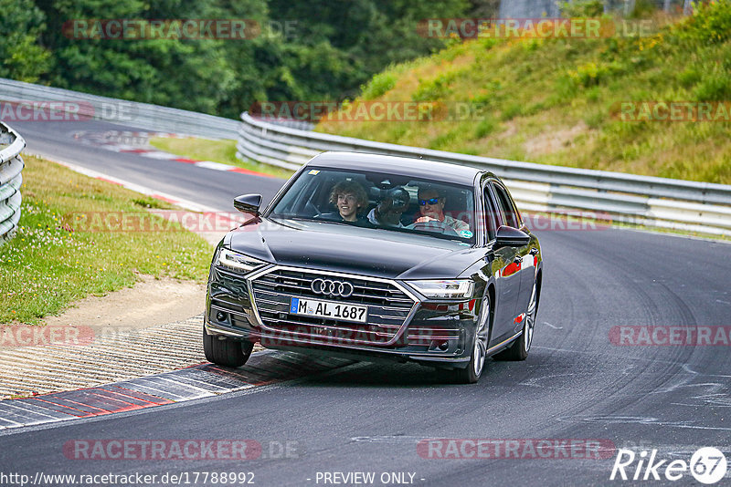 Bild #17788992 - Touristenfahrten Nürburgring Nordschleife (10.07.2022)