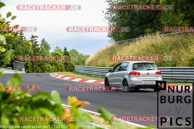 Bild #17792202 - Touristenfahrten Nürburgring Nordschleife (10.07.2022)