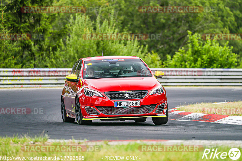 Bild #17792595 - Touristenfahrten Nürburgring Nordschleife (10.07.2022)