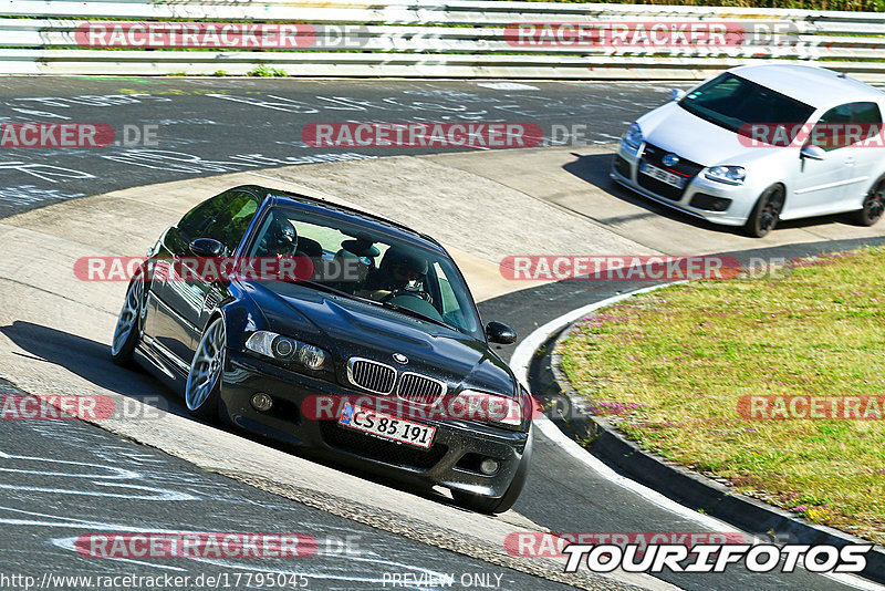 Bild #17795045 - Touristenfahrten Nürburgring Nordschleife (10.07.2022)