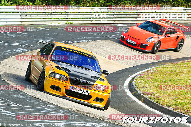 Bild #17795094 - Touristenfahrten Nürburgring Nordschleife (10.07.2022)