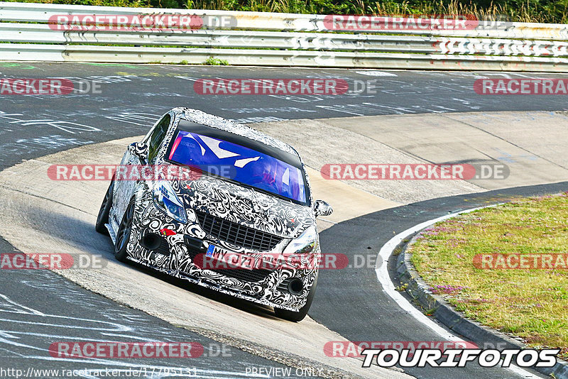 Bild #17795131 - Touristenfahrten Nürburgring Nordschleife (10.07.2022)