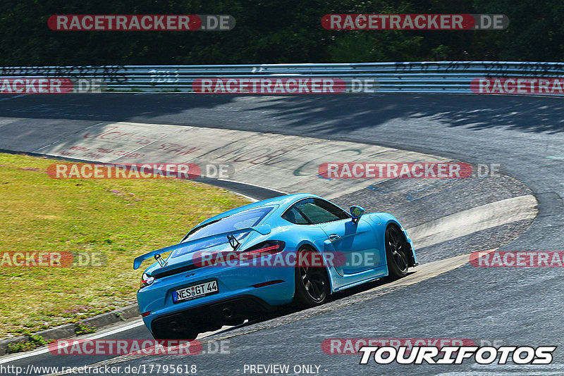 Bild #17795618 - Touristenfahrten Nürburgring Nordschleife (10.07.2022)