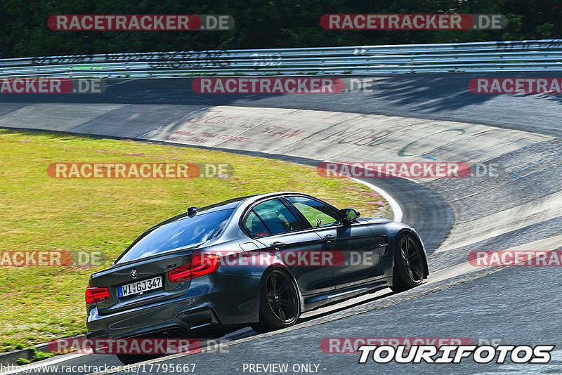 Bild #17795667 - Touristenfahrten Nürburgring Nordschleife (10.07.2022)