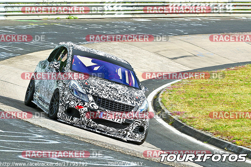 Bild #17795792 - Touristenfahrten Nürburgring Nordschleife (10.07.2022)