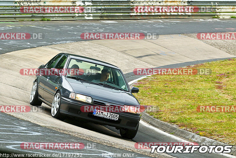 Bild #17797252 - Touristenfahrten Nürburgring Nordschleife (10.07.2022)