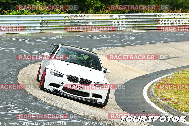 Bild #17797316 - Touristenfahrten Nürburgring Nordschleife (10.07.2022)