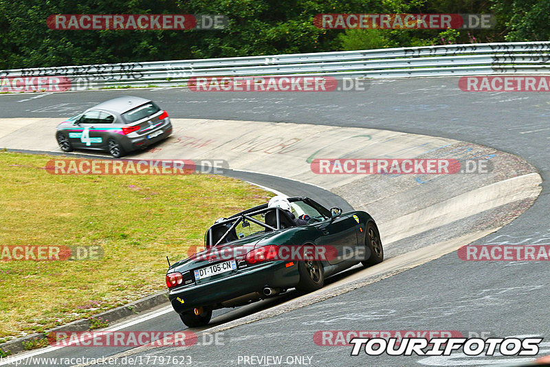 Bild #17797623 - Touristenfahrten Nürburgring Nordschleife (10.07.2022)