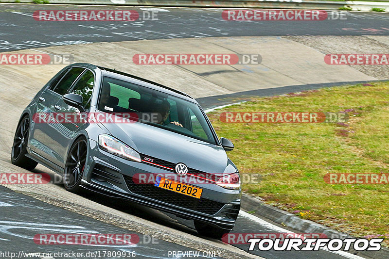 Bild #17809936 - Touristenfahrten Nürburgring Nordschleife (10.07.2022)