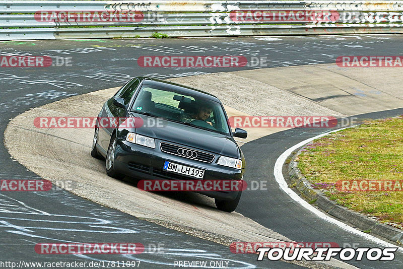 Bild #17811097 - Touristenfahrten Nürburgring Nordschleife (10.07.2022)