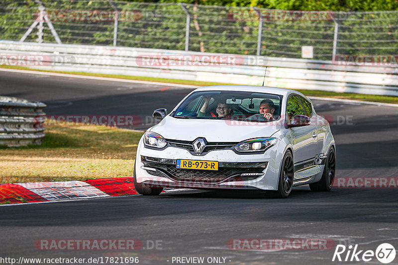 Bild #17821696 - Touristenfahrten Nürburgring Nordschleife (11.07.2022)