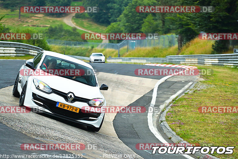 Bild #17825352 - Touristenfahrten Nürburgring Nordschleife (11.07.2022)