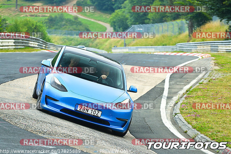 Bild #17825889 - Touristenfahrten Nürburgring Nordschleife (11.07.2022)