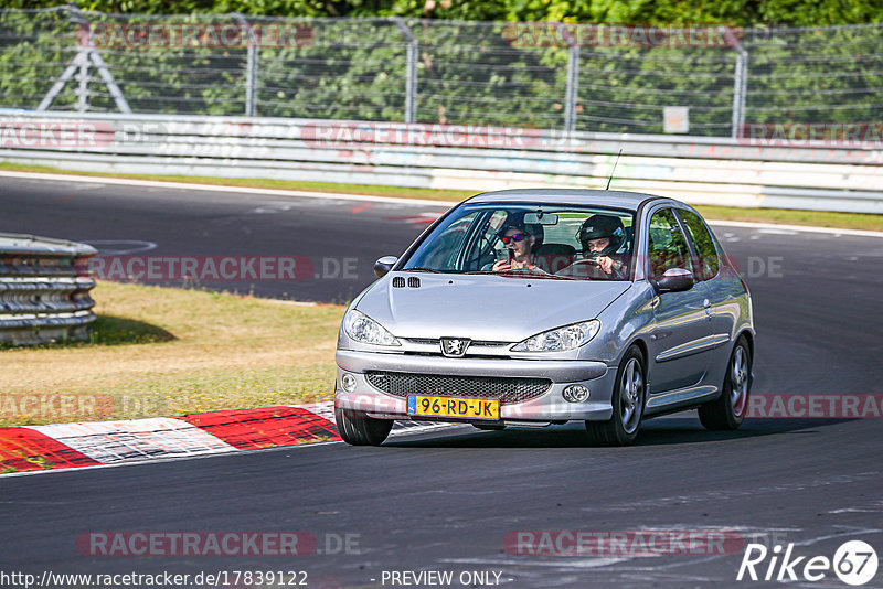 Bild #17839122 - Touristenfahrten Nürburgring Nordschleife (13.07.2022)