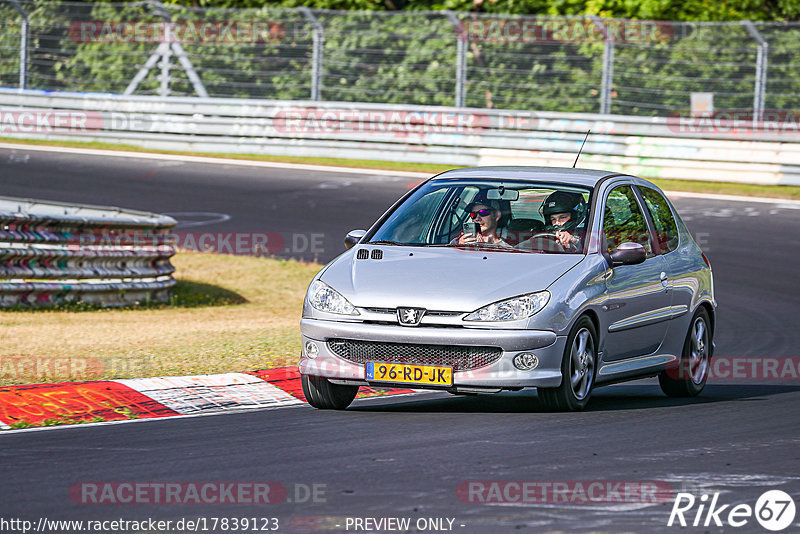 Bild #17839123 - Touristenfahrten Nürburgring Nordschleife (13.07.2022)