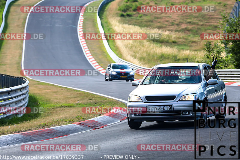 Bild #17839337 - Touristenfahrten Nürburgring Nordschleife (13.07.2022)